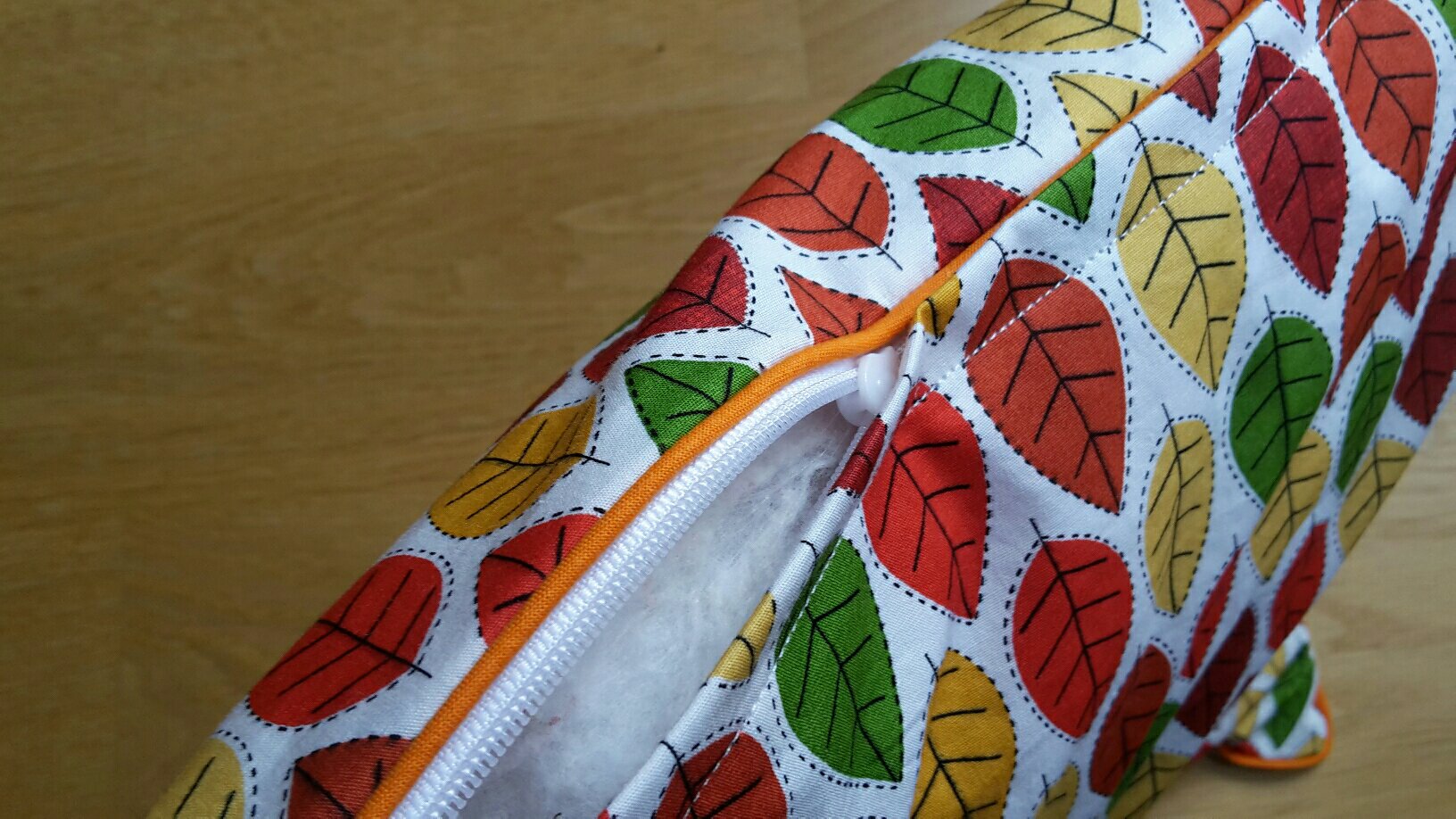 autumn pillow case zipper detail