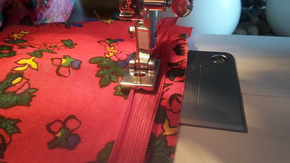 half circle skirt zipper sewing