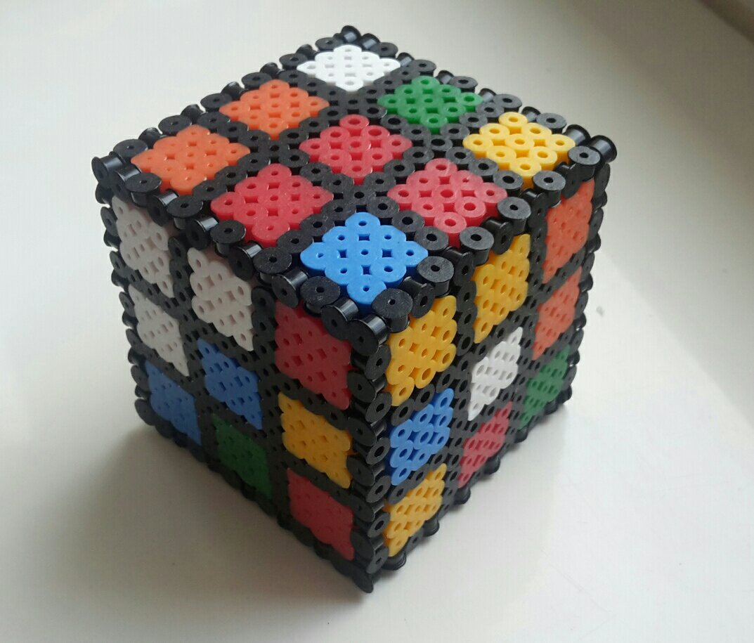 hama beads rubik cube
