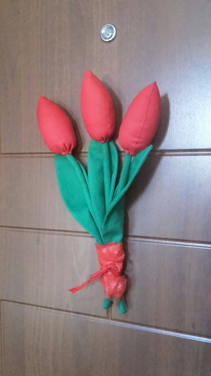 handmade tulips red