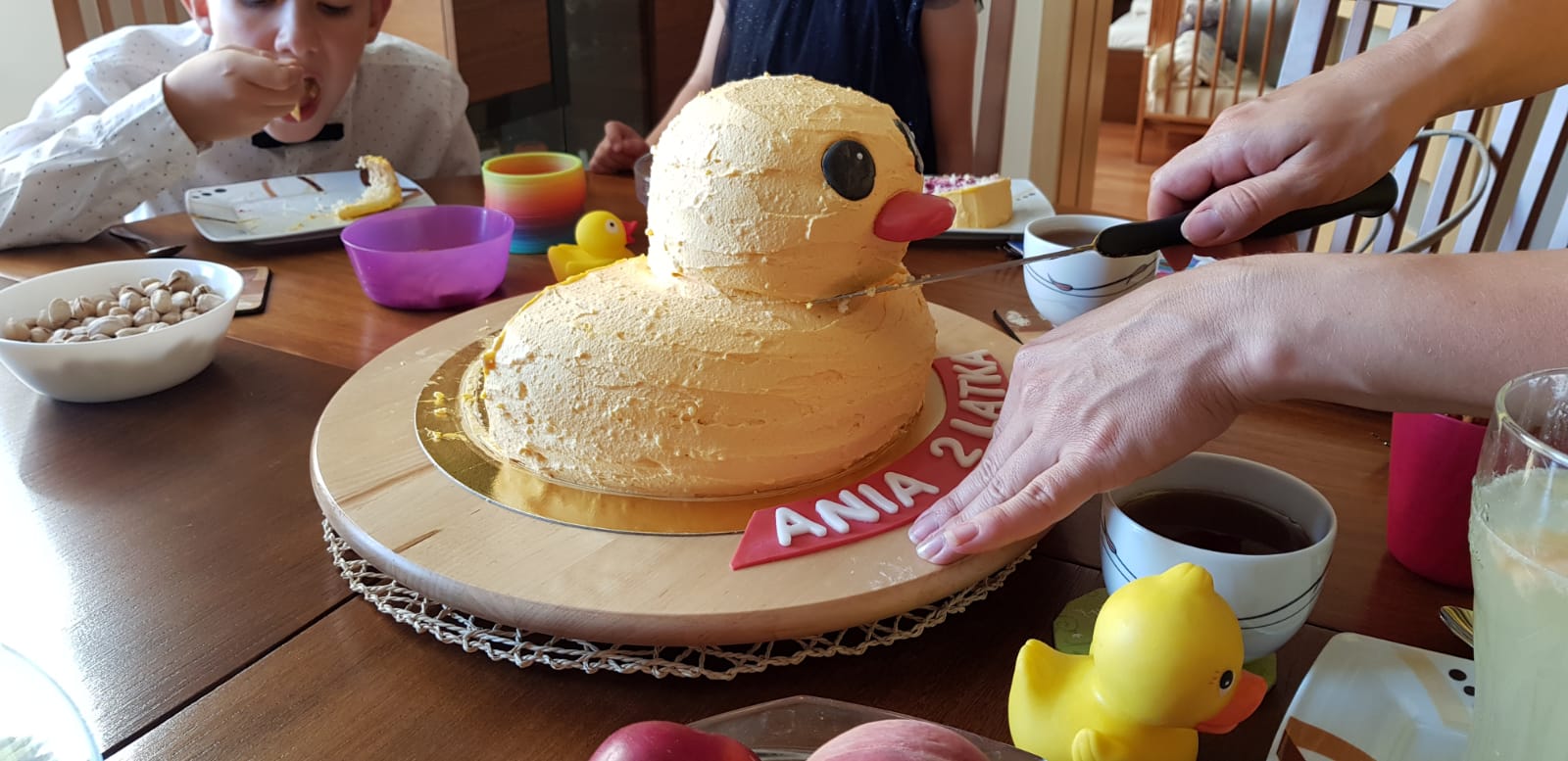 duckie birthday cake head cut