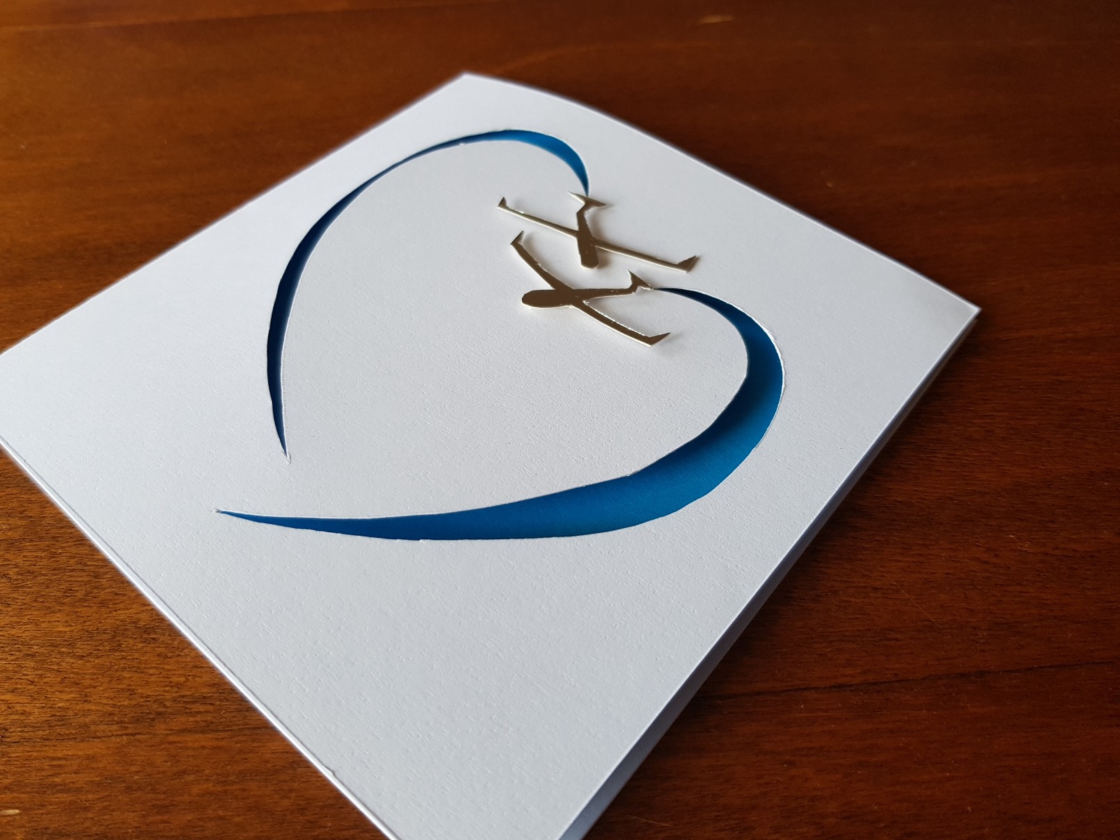 glider heart wedding card featured