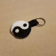 yin yang felt keychain featured