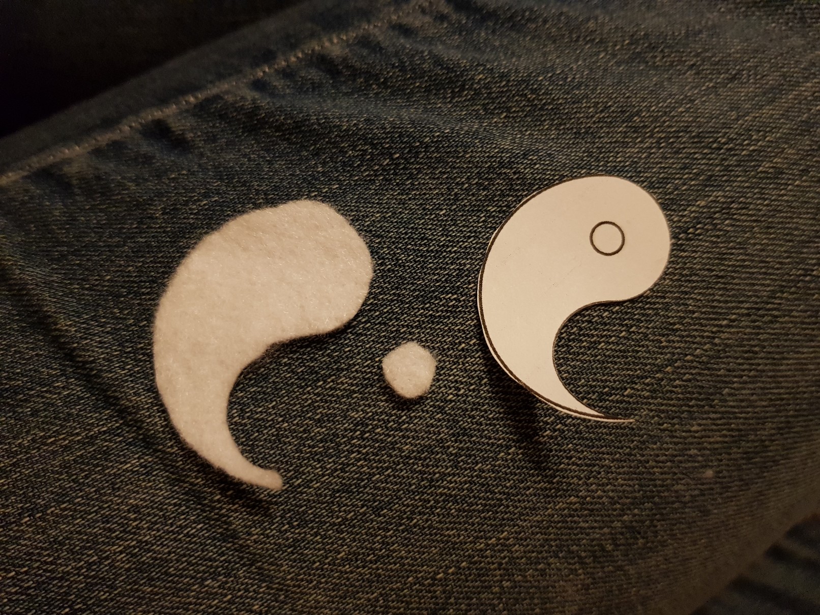 yin yang felt keychain project cut