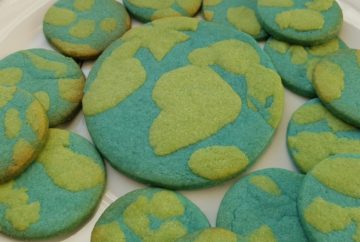 earth day cookies featured