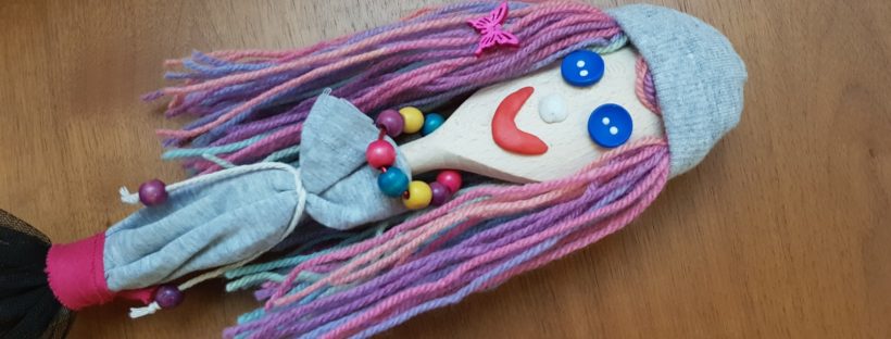 wooden spoon doll featured