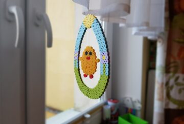 hama beads easter chick hanging featured